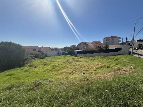 Terreno Para Construção  Venda em Mina de Água,Amadora