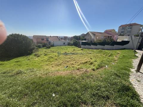 Terreno Para Construção  Venda em Mina de Água,Amadora