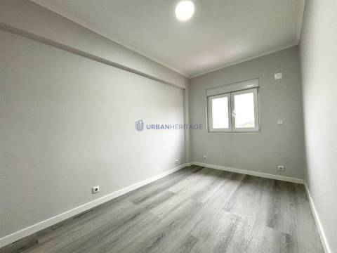 Apartamento T2 Venda em Pontinha e Famões,Odivelas