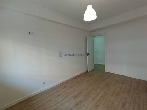Apartamento T2 Arrendamento em Algés, Linda-a-Velha e Cruz Quebrada-Dafundo,Oeiras