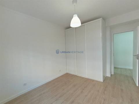 Apartamento T2 Arrendamento em Algés, Linda-a-Velha e Cruz Quebrada-Dafundo,Oeiras