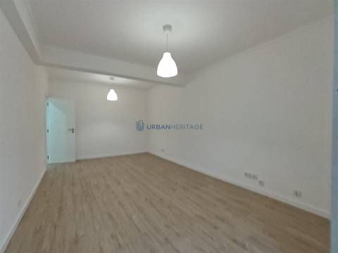 Apartamento T2 Arrendamento em Algés, Linda-a-Velha e Cruz Quebrada-Dafundo,Oeiras