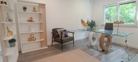 Moradia T3 Venda em Charneca de Caparica e Sobreda,Almada