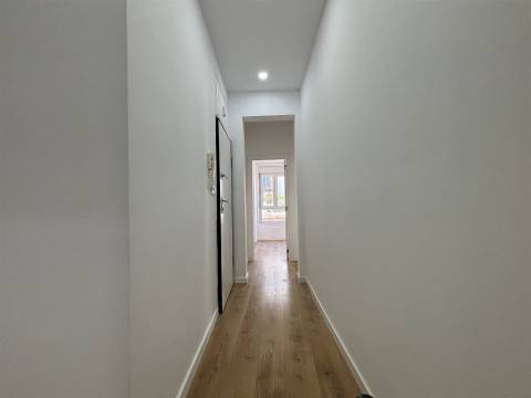 Apartamento T3 Venda em Penha de França,Lisboa