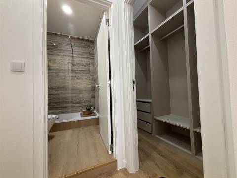 Apartamento T3 Venda em Penha de França,Lisboa