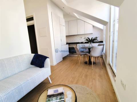 Apartamento T2 Venda em São Vicente,Lisboa