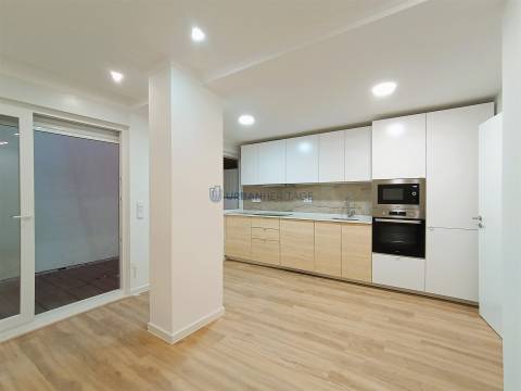 Apartamento T1 Arrendamento em Algés, Linda-a-Velha e Cruz Quebrada-Dafundo,Oeiras