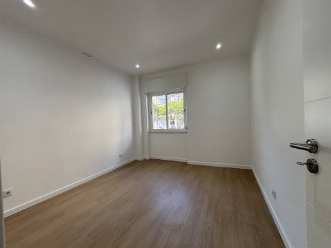 Apartamento T3 Venda em Falagueira-Venda Nova,Amadora