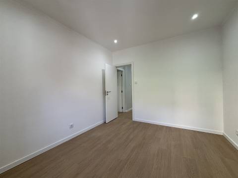 Apartamento T3 Venda em Falagueira-Venda Nova,Amadora