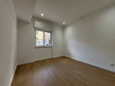 Apartamento T3 Venda em Falagueira-Venda Nova,Amadora