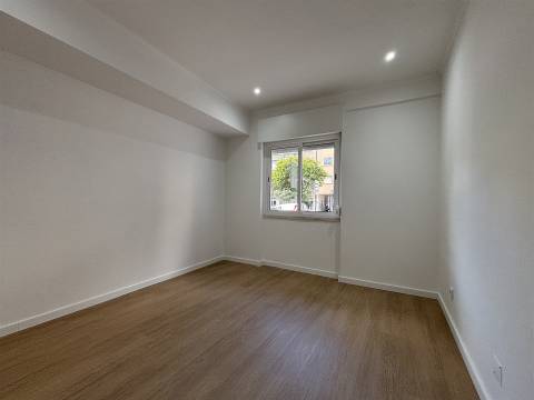 Apartamento T3 Venda em Falagueira-Venda Nova,Amadora