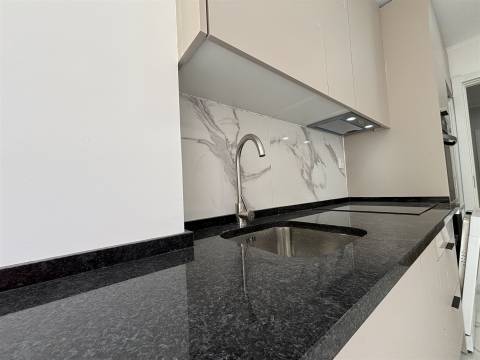 Apartamento T3 Venda em Falagueira-Venda Nova,Amadora