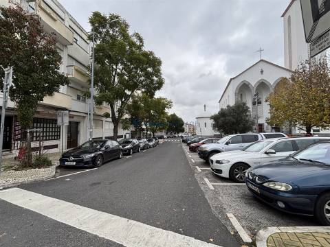 Apartamento T2 Venda em Venteira,Amadora