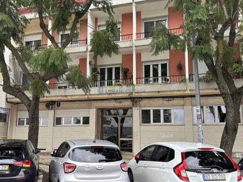 Apartamento T2 Venda em Venteira,Amadora