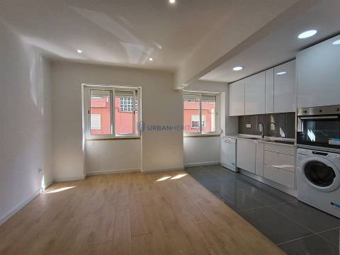 Apartamento T2 Venda em Venteira,Amadora