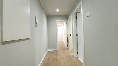 Apartamento T2 Venda em Venteira,Amadora