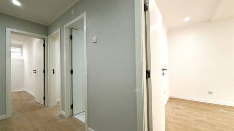 Apartamento T2 Venda em Venteira,Amadora