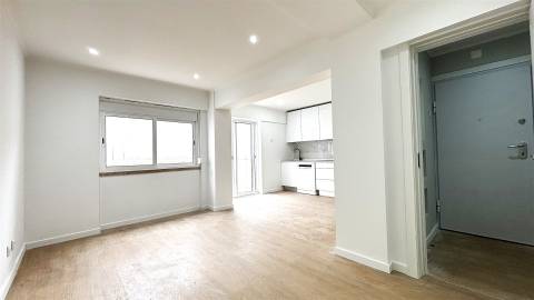 Apartamento T2 Venda em Venteira,Amadora