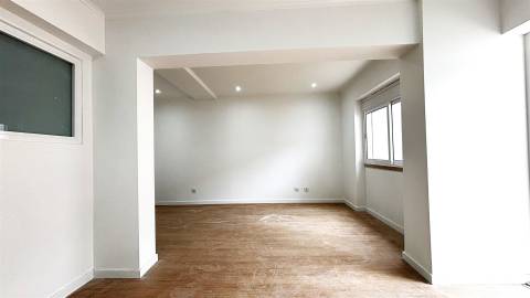 Apartamento T2 Venda em Venteira,Amadora