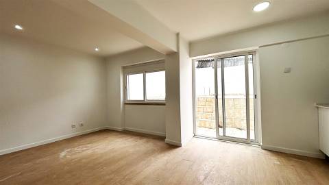 Apartamento T2 Venda em Venteira,Amadora