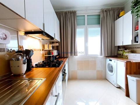 Apartamento T2 Venda em Póvoa de Santa Iria e Forte da Casa,Vila Franca de Xira