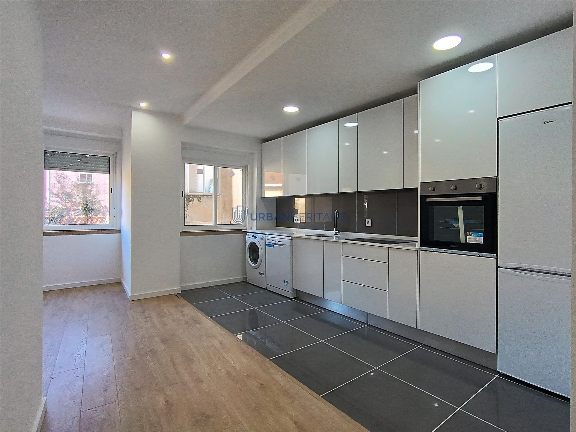 Apartamento T3 Venda em Águas Livres,Amadora