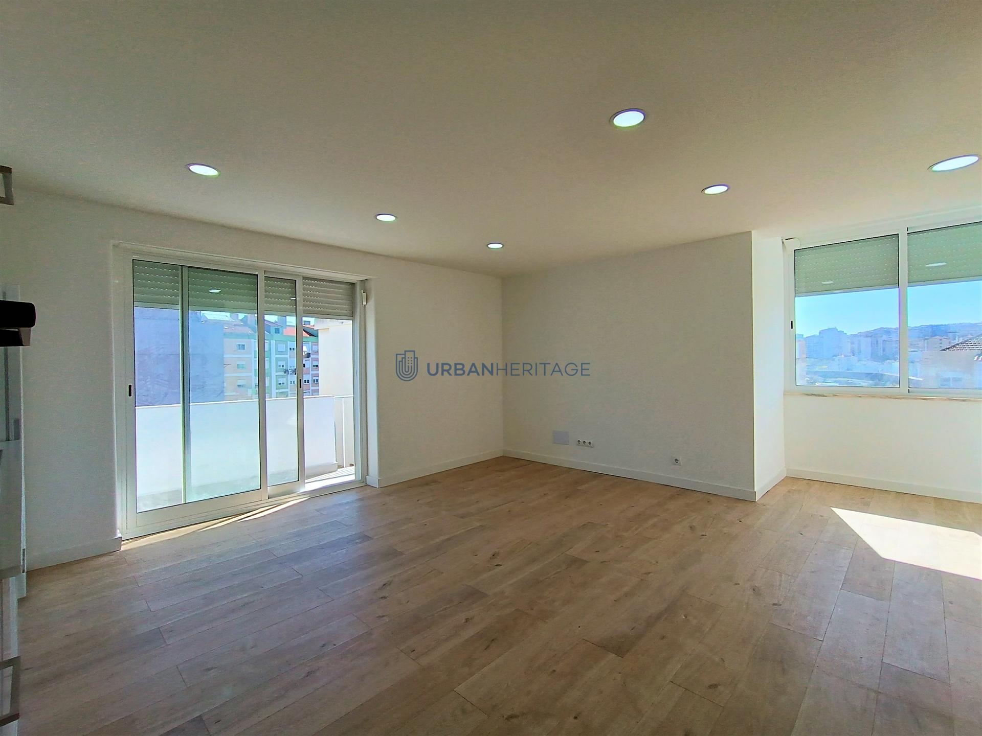 Apartamento T3 Venda em Águas Livres,Amadora