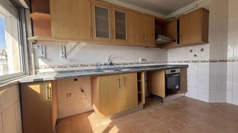 Apartamento T2 Venda em Queluz e Belas,Sintra