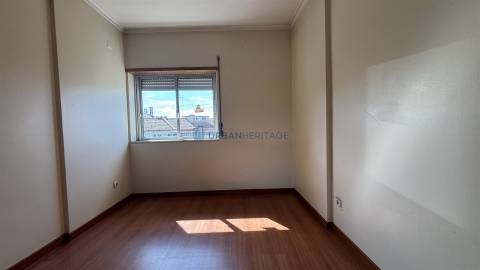 Apartamento T2 Venda em Queluz e Belas,Sintra
