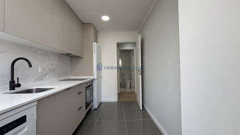 Apartamento T2 Venda em Águas Livres,Amadora