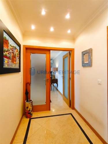 Apartamento T2 Venda em Carnaxide e Queijas,Oeiras