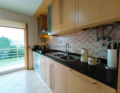 Apartamento T2 Venda em Carnaxide e Queijas,Oeiras