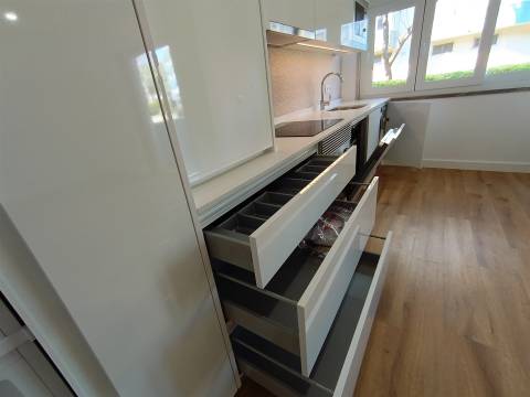 Apartamento T2 Arrendamento em Algés, Linda-a-Velha e Cruz Quebrada-Dafundo,Oeiras