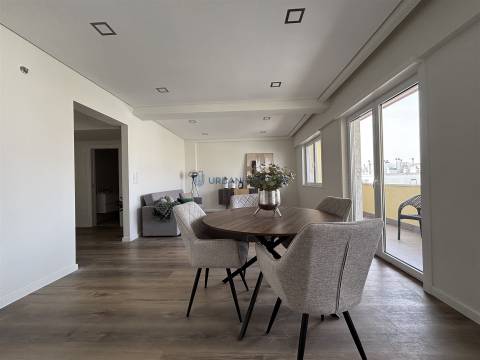 Apartamento T3 Venda em Benfica,Lisboa