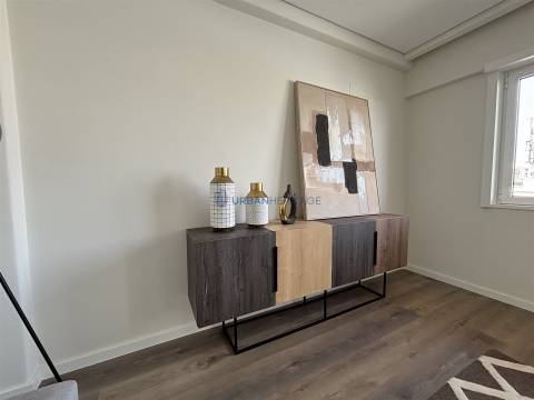Apartamento T3 Venda em Benfica,Lisboa