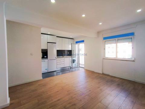 Apartamento T2+1 Venda em Alverca do Ribatejo e Sobralinho,Vila Franca de Xira