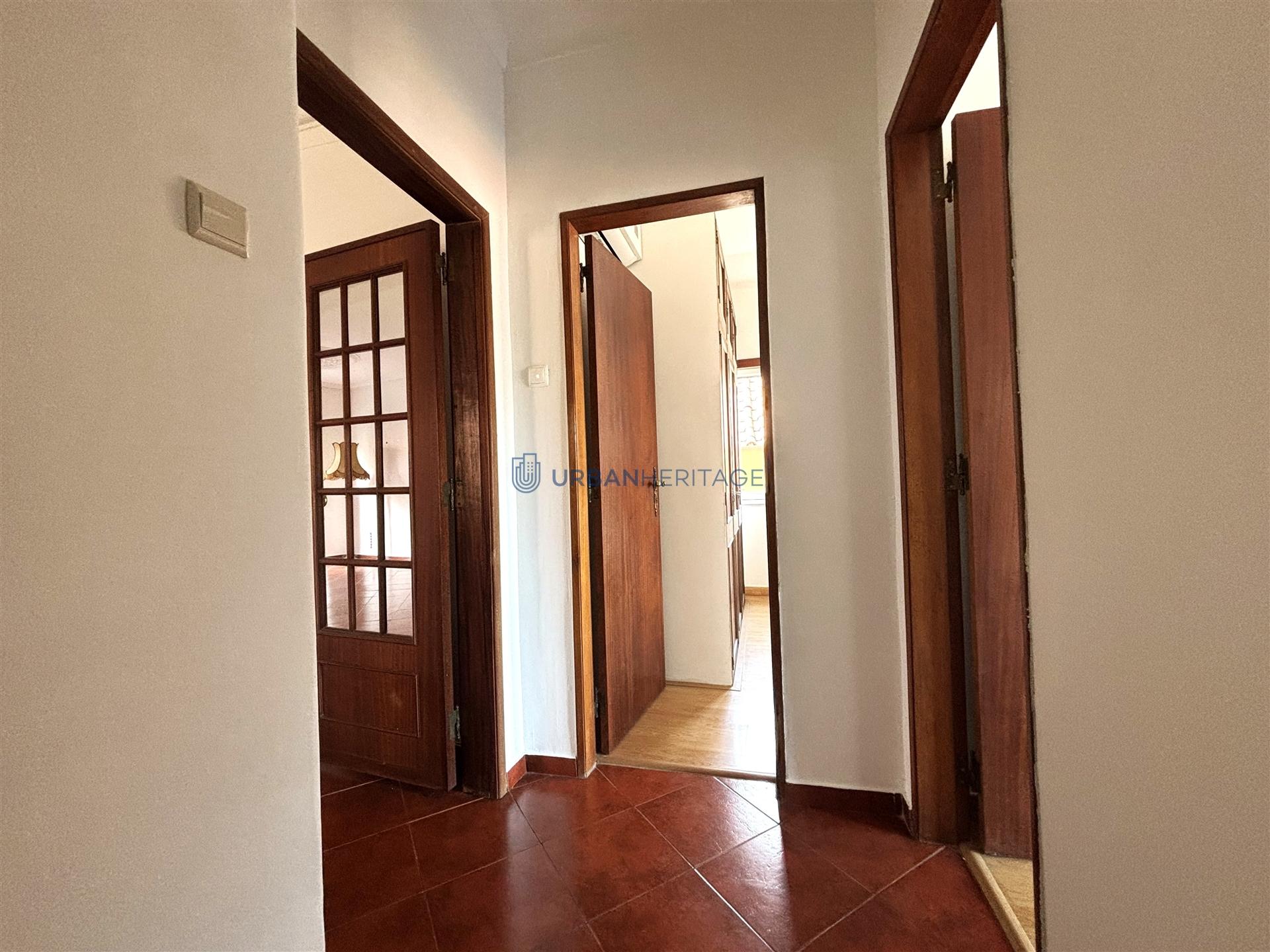 Moradia em Banda T2+2 Venda em Porto Salvo,Oeiras