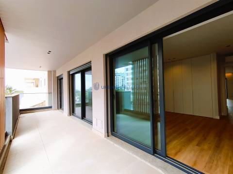 Apartamento T3 Venda em Faro (Sé e São Pedro),Faro