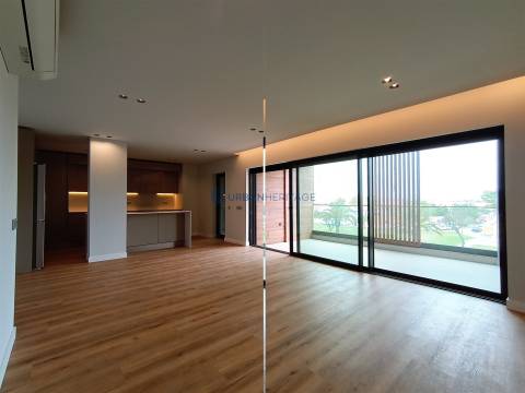 Apartamento T3 Venda em Faro (Sé e São Pedro),Faro