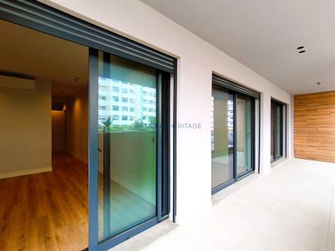 Apartamento T3 Venda em Faro (Sé e São Pedro),Faro