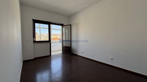 Apartamento T2 Venda em Cacém e São Marcos,Sintra