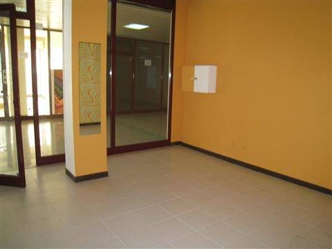 Loja  Venda em Santa Marinha e São Pedro da Afurada,Vila Nova de Gaia