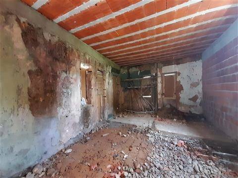 Moradia Térrea, em S. Paio de Oleiros, concelho de Santa Maria da Feira