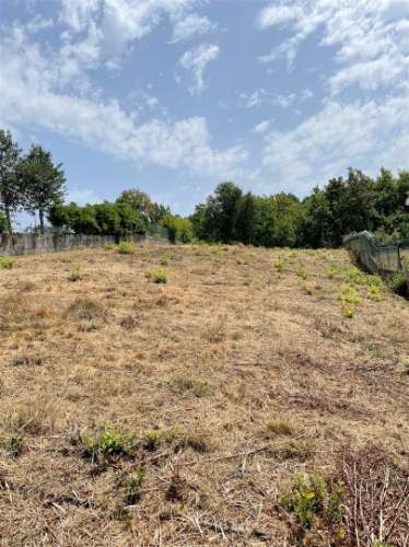 Terreno para Construção com Projeto Aprovado, localizado a beira da N222 em Lever!