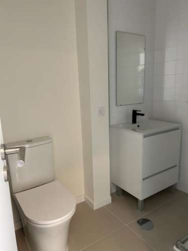 Prédio com 2 T3 Renovado em Oliveira do Douro!