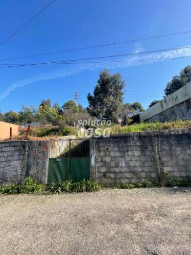 Terreno misto com 1470m2, localizado em Vilar do Paraíso!