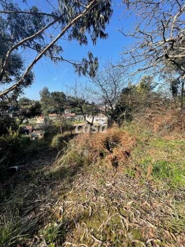 Terreno misto com 1470m2, localizado em Vilar do Paraíso!