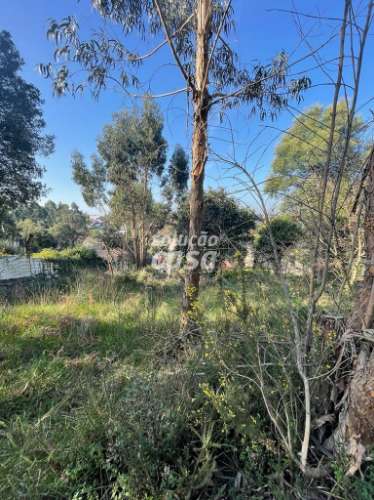 Terreno misto com 1470m2, localizado em Vilar do Paraíso!