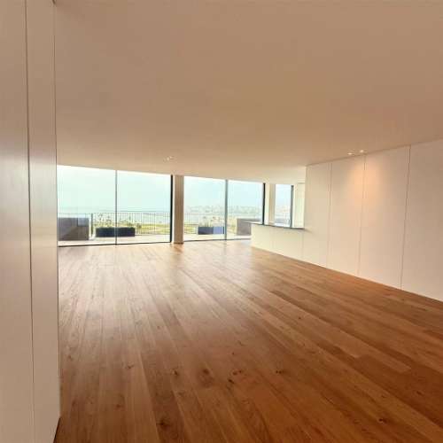 T4 NO LIVING SEA,  EMPREENDIMENTO FANTÁSTICO SOBRE O MAR e o RIO DOURO EM CANIDELO!