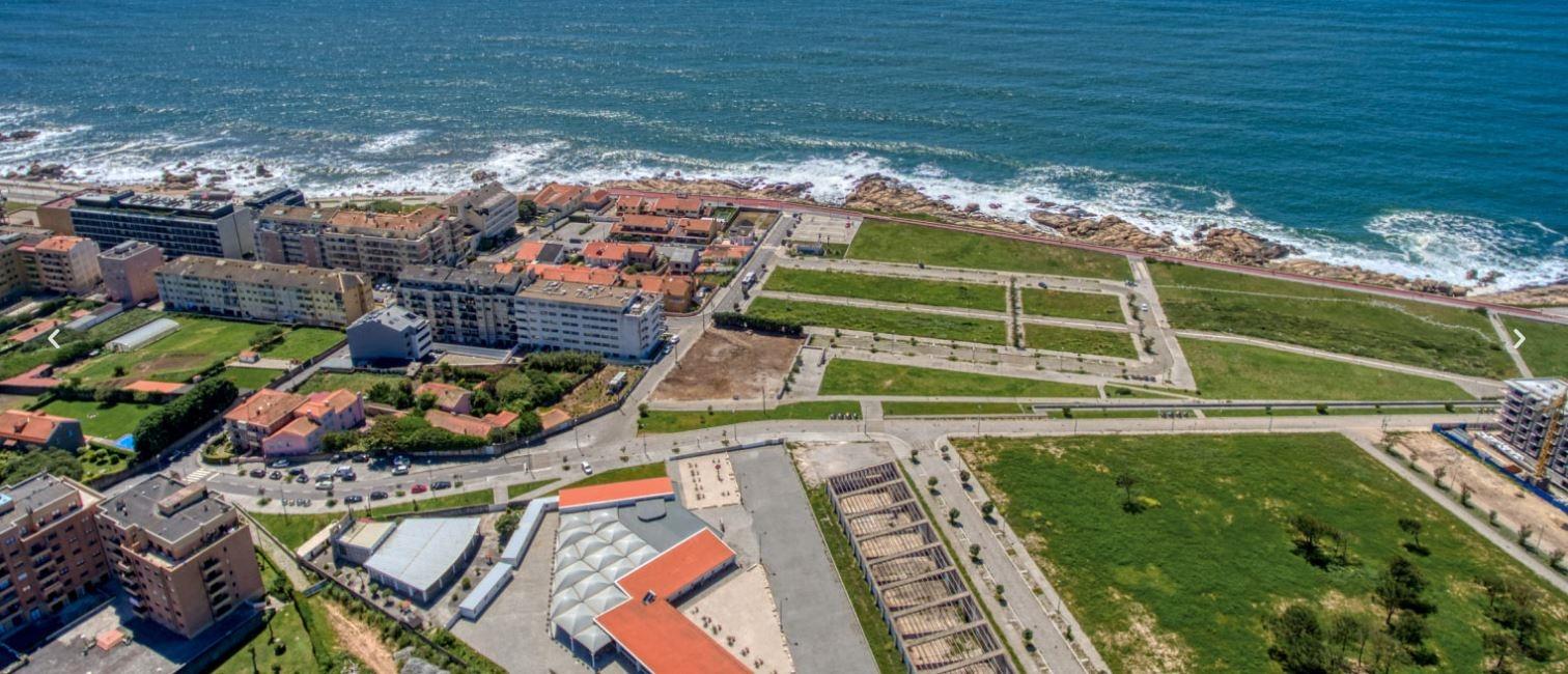 T4 NO LIVING SEA,  EMPREENDIMENTO FANTÁSTICO SOBRE O MAR e o RIO DOURO EM CANIDELO!